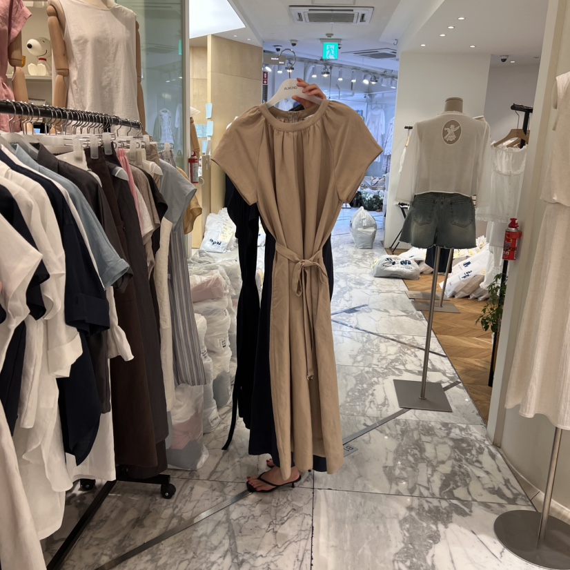 ALMOND韓國代購㊣女裝新款真品休閑人氣時尚熱賣連衣裙含腰帶ALMOND連衣裙圖色3