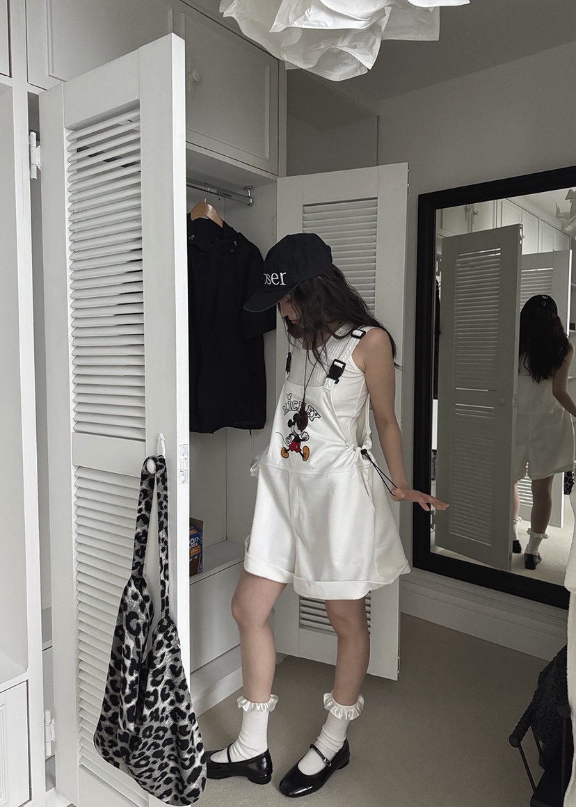 OURWAVE/OUR ROOM東大門㊣實拍女裝新款熱賣推薦時尚背帶褲Our Wave/Our Room背帶褲