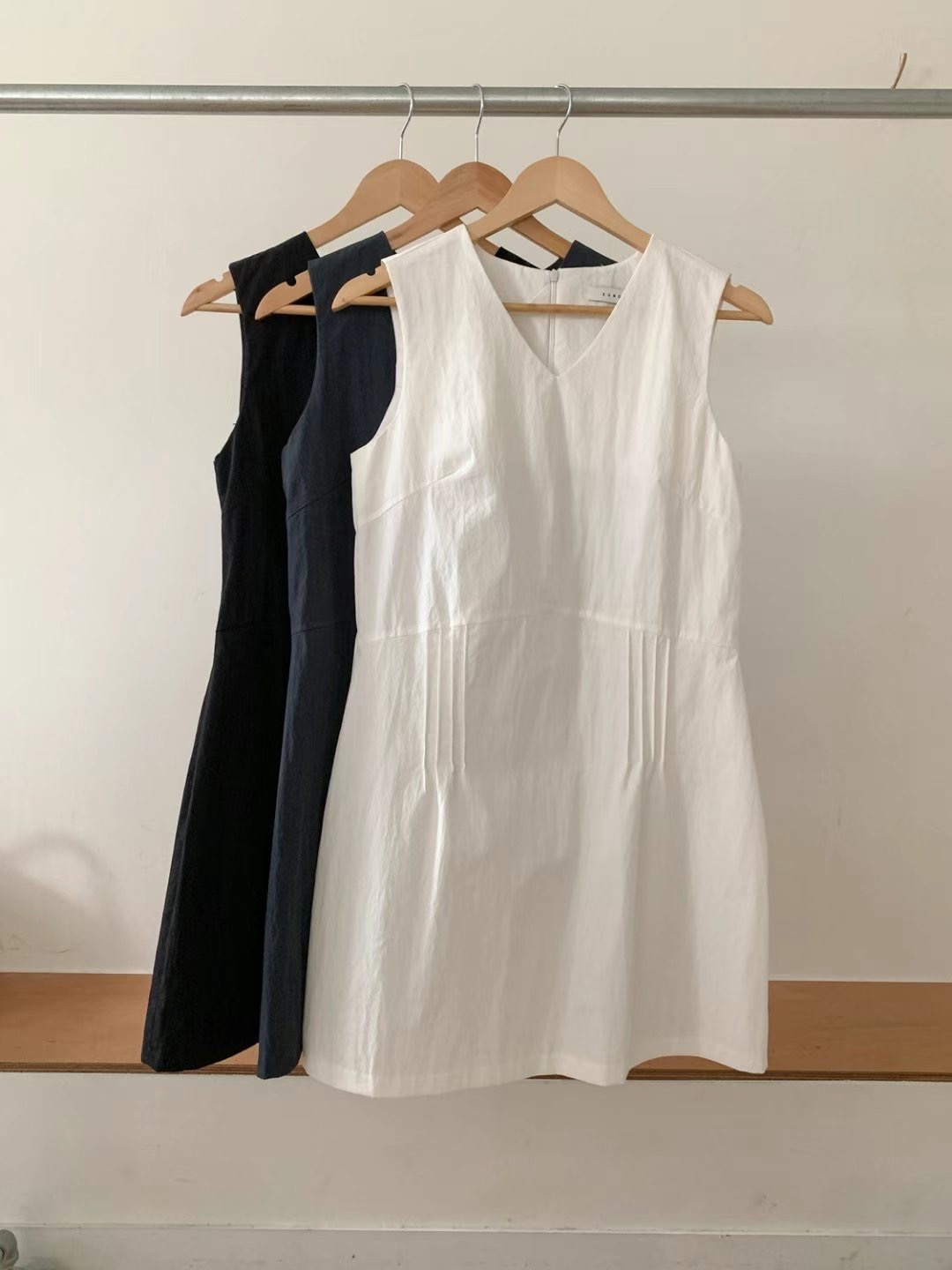 SUNDAY東大門㊣實拍女士新品真品熱賣推薦25春夏休閑連衣裙SUNDAY連衣裙圖色1左一色