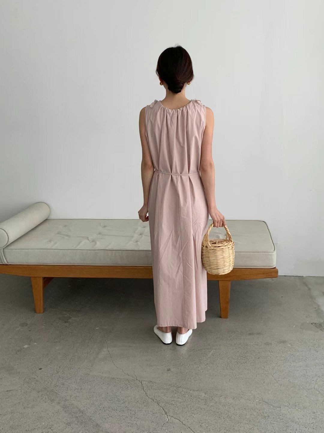 SUNDAY東大門㊣實拍女士新品人氣職業25春夏熱賣連衣裙含腰繩SUNDAY連衣裙