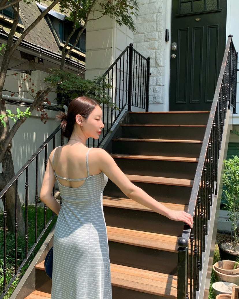 REVE CITE-L東大門㊣實拍女士新款職業休閑連衣裙喇叭長款REVE CITE連衣裙