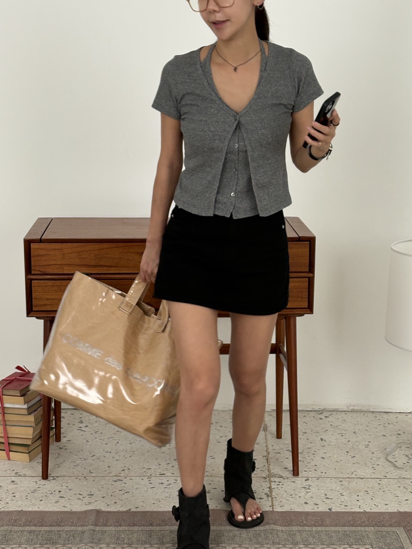 SUNDER MARKET韓國代購㊣女裝新品真品人氣時尚T恤掛脖開衫SUNDER MARKETT恤