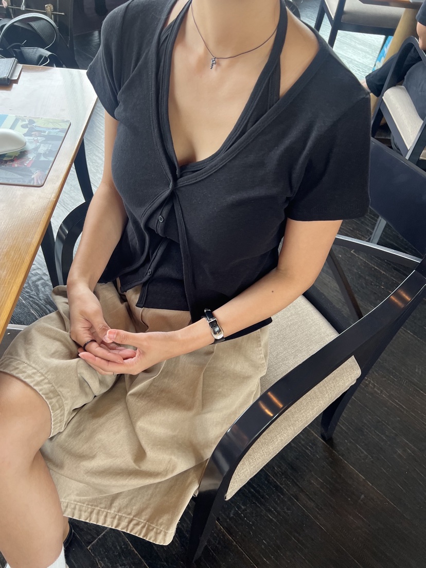 SUNDER MARKET韓國代購㊣女裝新品真品人氣時尚T恤掛脖開衫SUNDER MARKETT恤