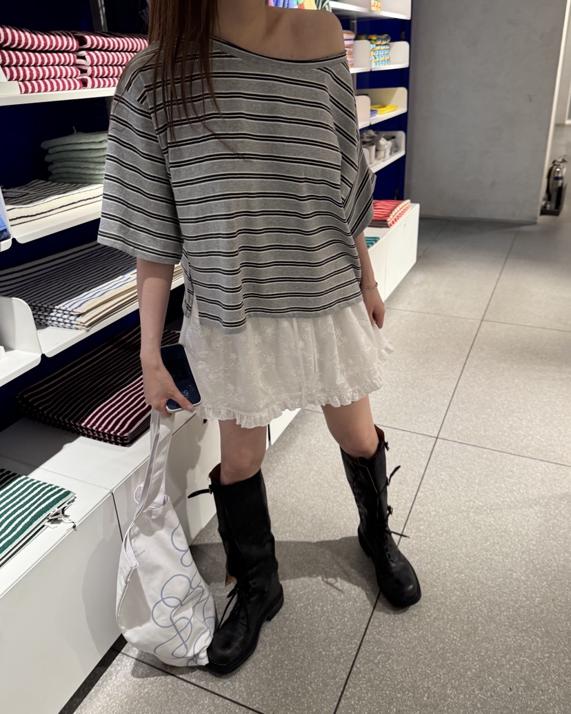 BOWIE東大門㊣代購女裝新品職業人氣休閑短裙荷葉邊刺繡花朵BOWIE短裙