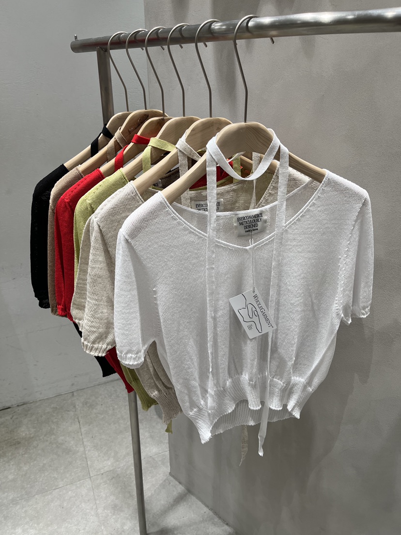EVERCOMMERCE METICULOUSLY DESIGNED東大門㊣直郵女士新款休閑針織衫含脖帶EVERCOMMERCE METICULOUSLY DESIGNED針織衫