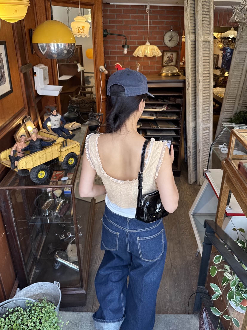 SUNDER MARKET韓國代購㊣女士新品時尚推薦人氣熱賣吊帶背心SUNDER MARKET吊帶/背心
