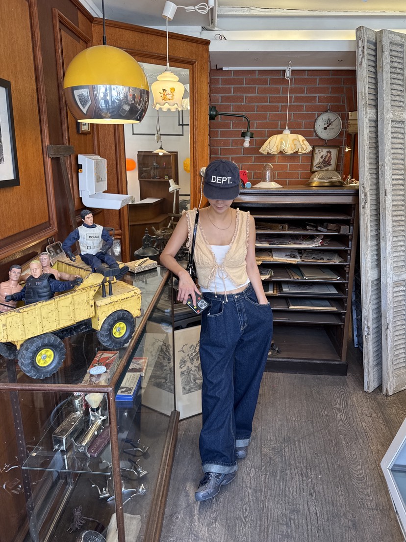 SUNDER MARKET韓國代購㊣女士新品時尚推薦人氣熱賣吊帶背心SUNDER MARKET吊帶/背心