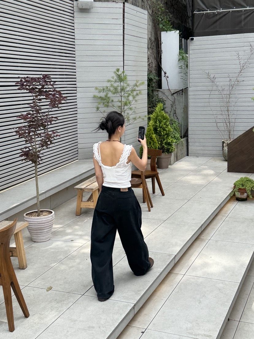 SUNDER MARKET韓國代購㊣女士新品時尚推薦人氣熱賣吊帶背心SUNDER MARKET吊帶/背心