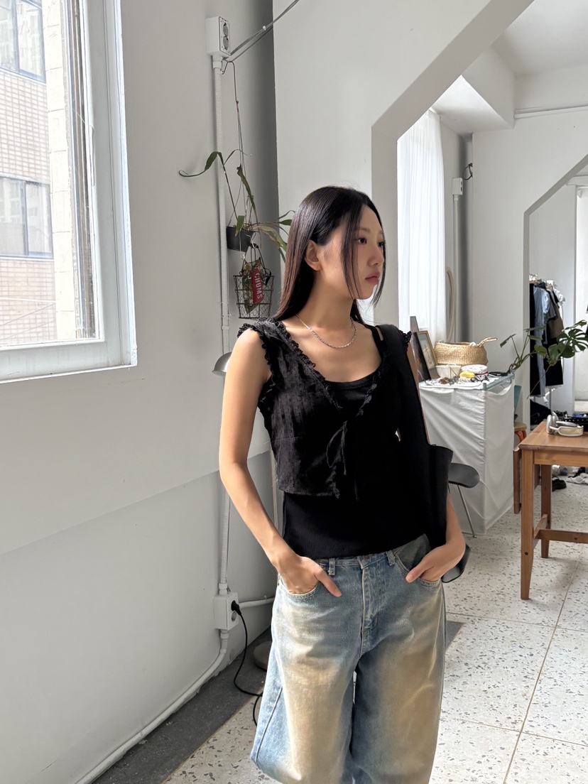SUNDER MARKET韓國代購㊣女士新品時尚推薦人氣熱賣吊帶背心SUNDER MARKET吊帶/背心