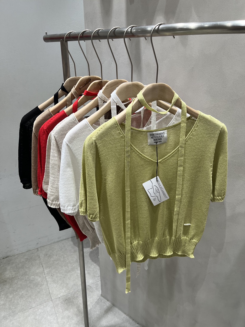 EVERCOMMERCE METICULOUSLY DESIGNED韓國代購㊣女士新品休閑針織衫含脖帶EVERCOMMERCE METICULOUSLY DESIGNED針織衫