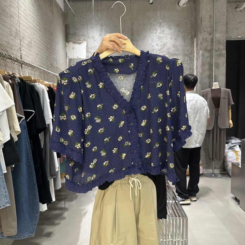 JUNI韓國代購㊣女士新款真品推薦時尚休閑職業熱賣襯衫蕾絲衫my juni襯衫/蕾絲衫圖色3