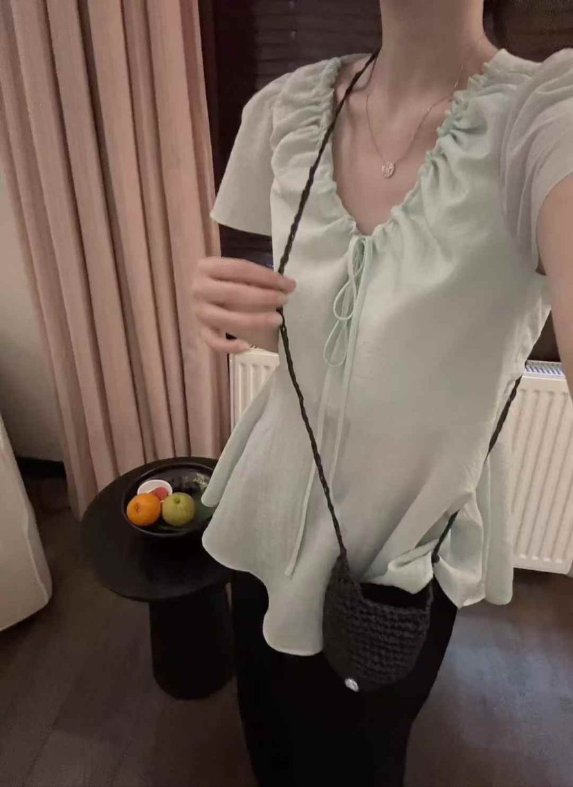 STRAWBERRY東大門㊣直郵女裝新品推薦時尚真品人氣襯衫蕾絲衫STRAWBERRY襯衫/蕾絲衫