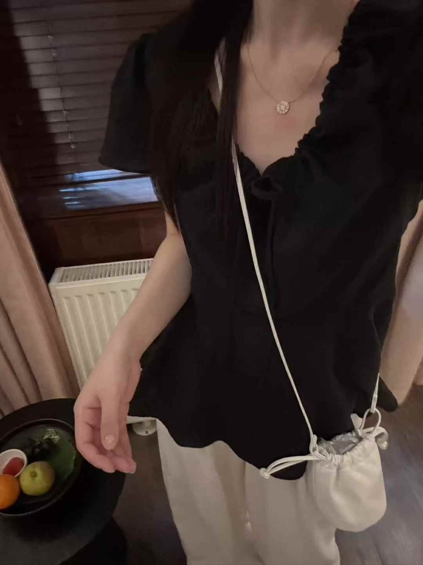 STRAWBERRY東大門㊣直郵女裝新品推薦時尚真品人氣襯衫蕾絲衫STRAWBERRY襯衫/蕾絲衫