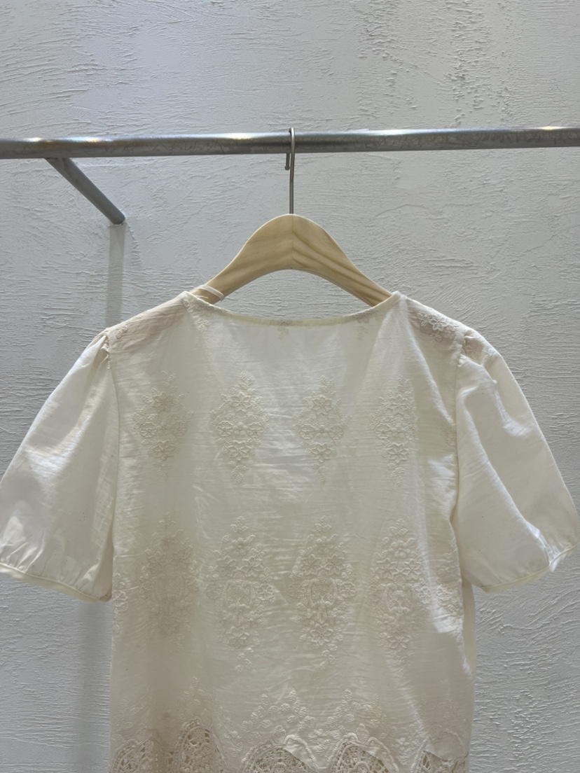 STRAWBERRY東大門㊣代購女士新款真品休閑時尚職業襯衫蕾絲衫STRAWBERRY襯衫/蕾絲衫