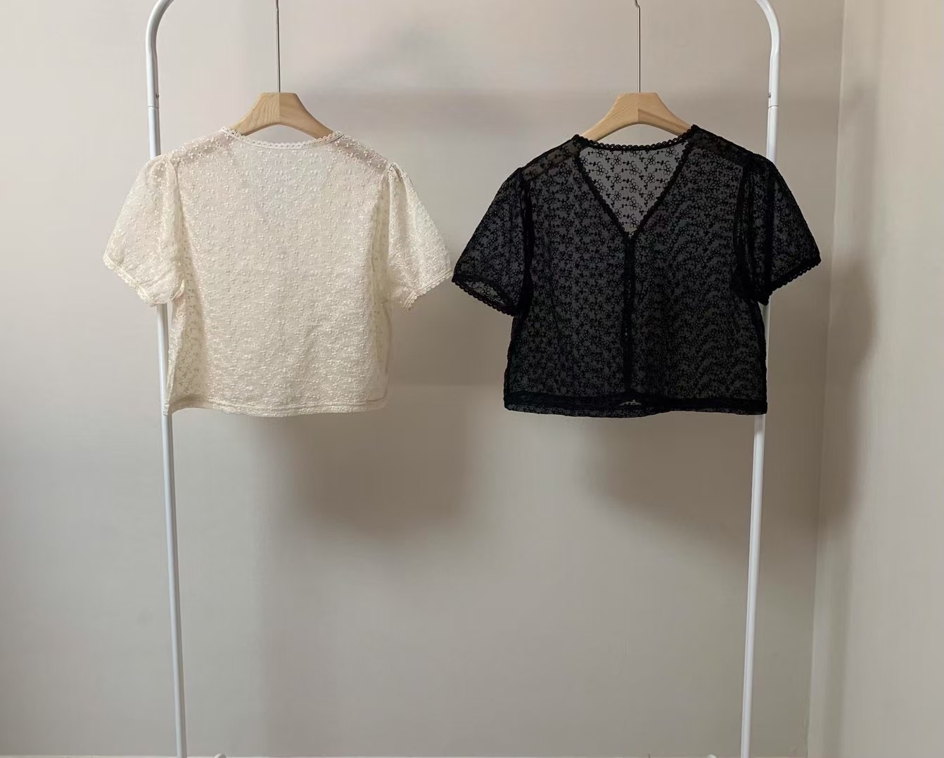 FORME東大門㊣直郵女裝新品25春夏真品熱賣襯衫蕾絲衫透明蕾絲FORME襯衫/蕾絲衫