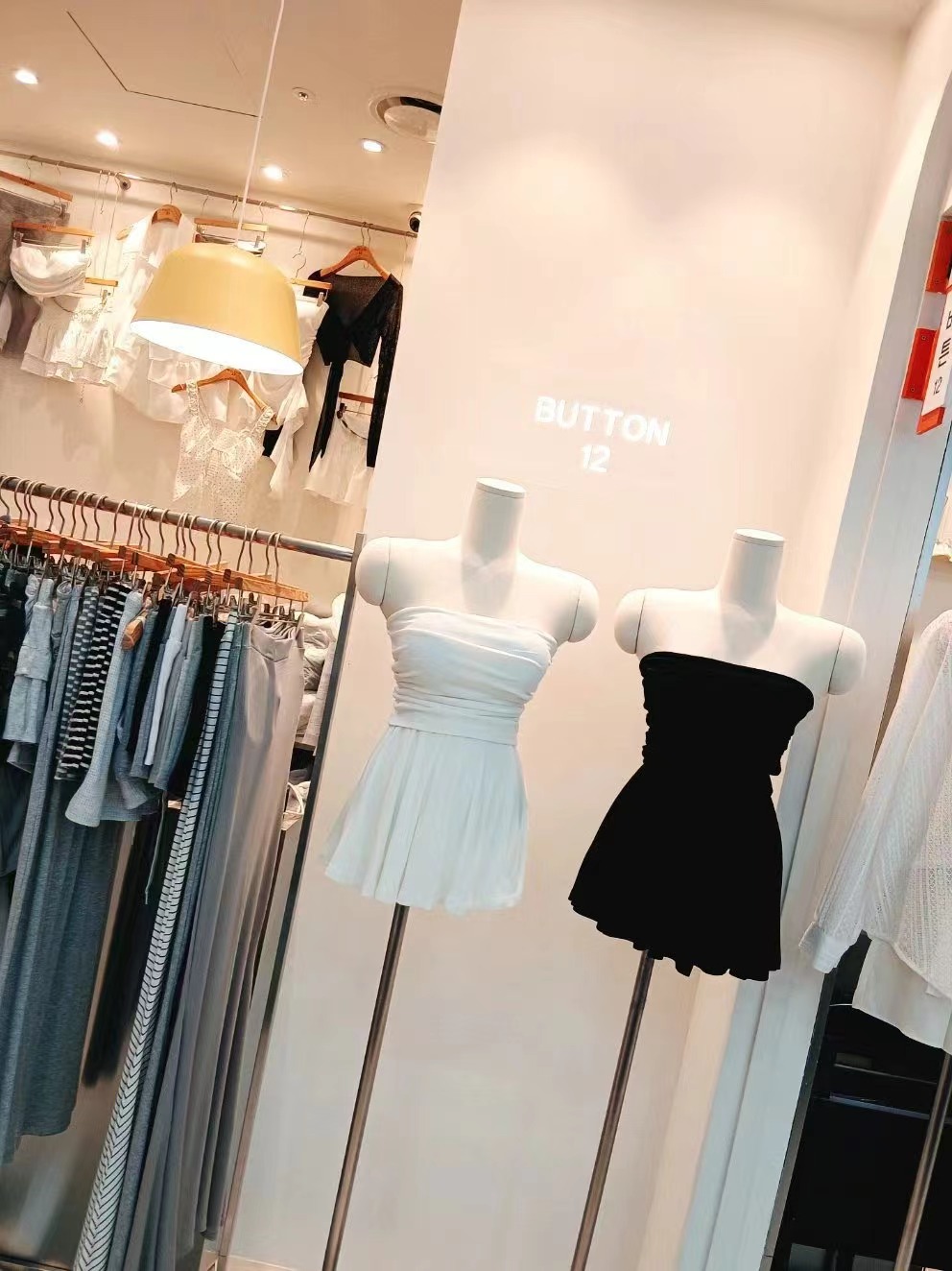 BUTTON 12韓國直郵㊣女士新品休閑真品推薦25春夏吊帶背心BUTTON 12吊帶/背心