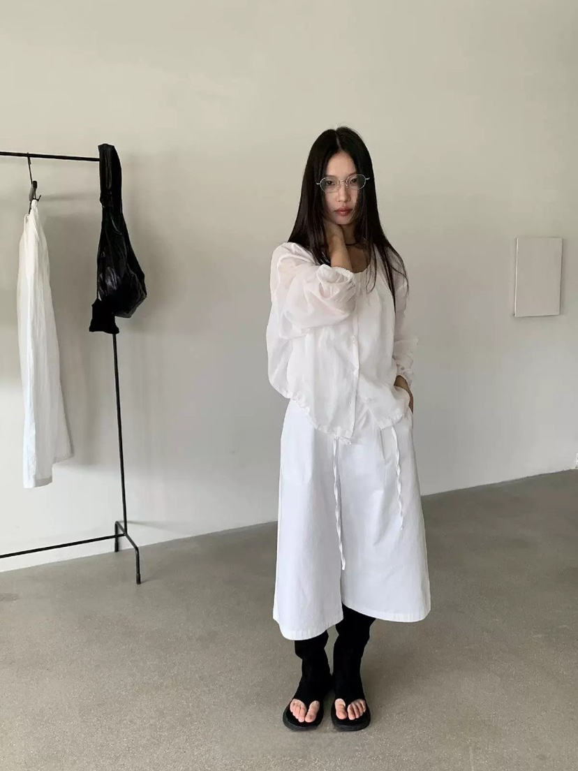 STRAWBERRY東大門㊣實拍女士新品人氣時尚襯衫蕾絲衫亞麻布STRAWBERRY襯衫/蕾絲衫