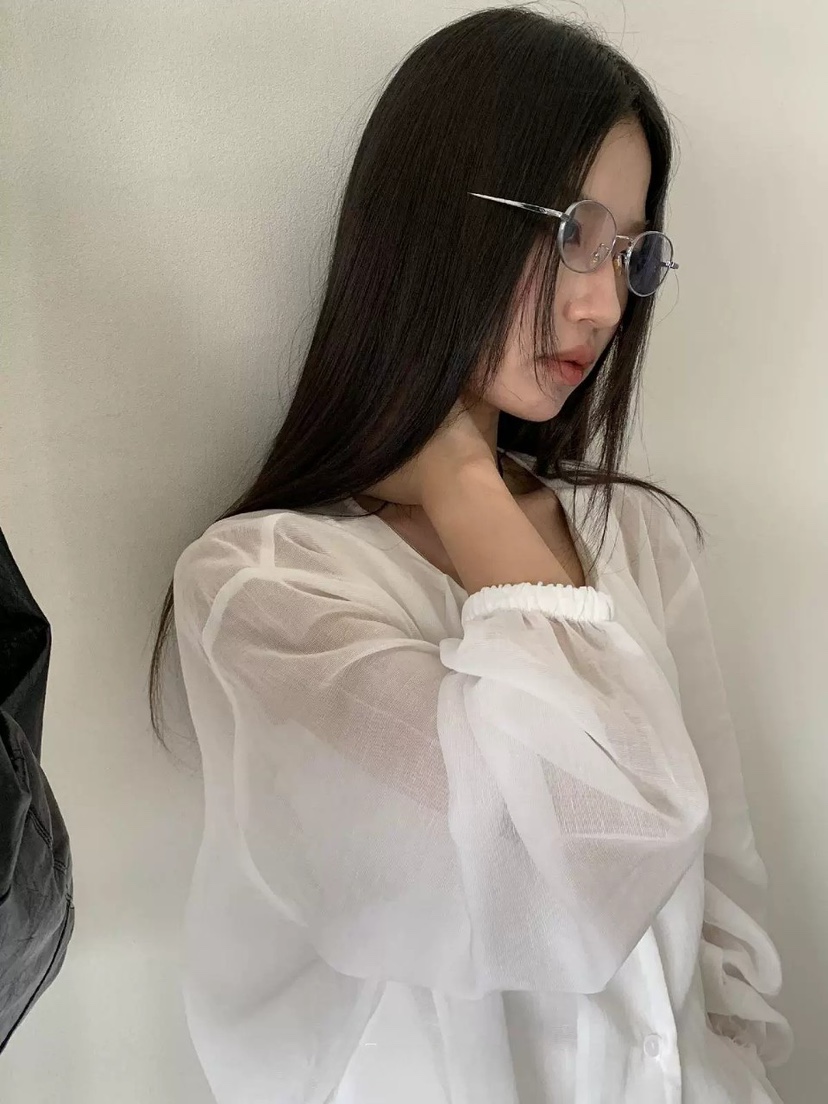 STRAWBERRY東大門㊣實拍女士新品人氣時尚襯衫蕾絲衫亞麻布STRAWBERRY襯衫/蕾絲衫