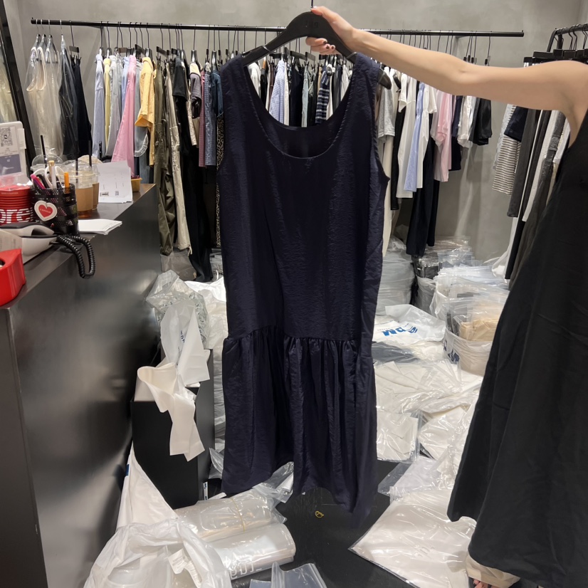 TUG東大門㊣代購女士新品時尚熱賣推薦真品25春夏人氣連衣裙TUG連衣裙圖色3