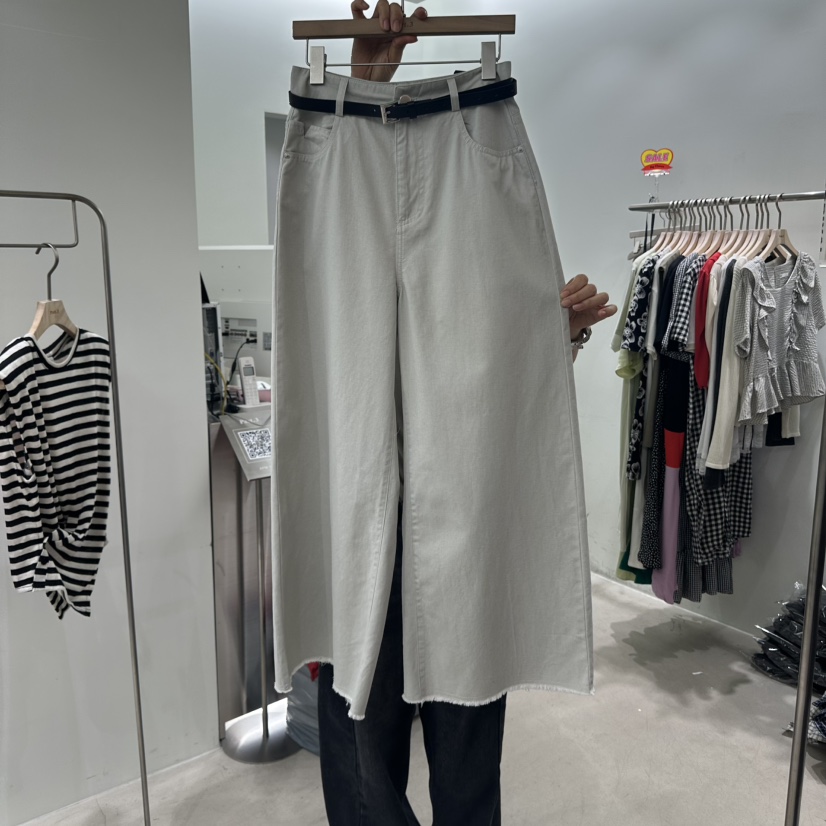 PART3東大門㊣實拍女裝新品休閑人氣真品推薦休閑褲不含腰帶Part.3休閑褲圖色1