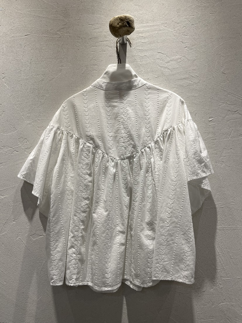 AT NOTE東大門㊣直郵女士新品時尚25春夏真品襯衫蕾絲衫刺繡AT NOTE襯衫/蕾絲衫