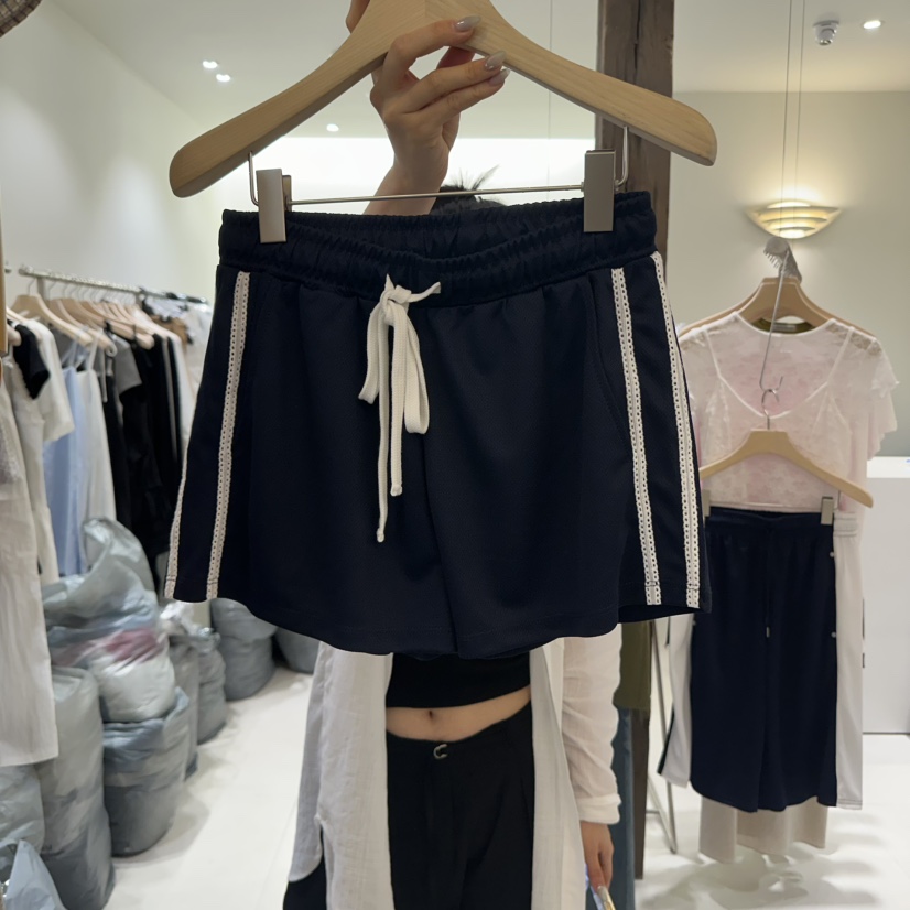 AVECNOUS東大門㊣代購女士新款熱賣休閑時尚真品推薦短褲蕾絲AVECNOUS短褲圖色2
