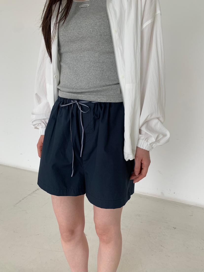 BOUTIQUE SEOUL-P韓國直郵㊣女士新品25春夏熱賣時尚短褲But ton/BOUTIQUE SEOUL短褲圖色2