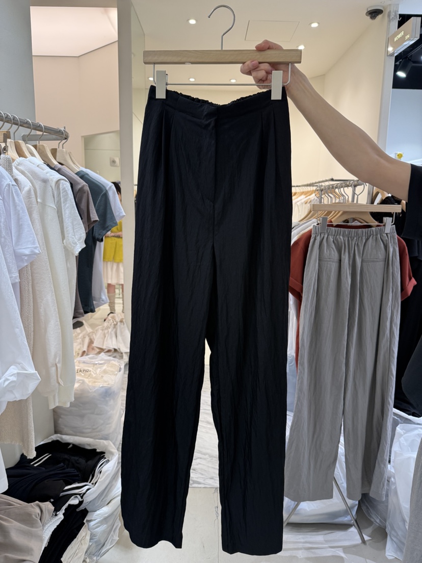 YIKHO STYLE東大門㊣實拍女士新品人氣推薦休閑職業休閑褲YIKHO STYLE休閑褲圖色2