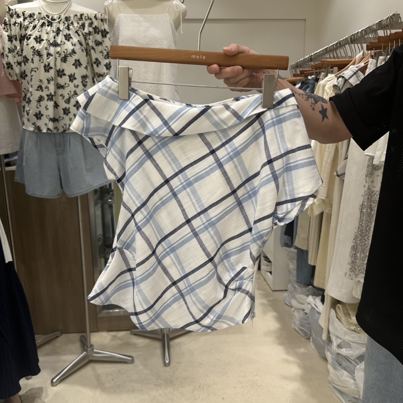 MELO韓國代購㊣女裝新品熱賣職業25春夏人氣真品襯衫蕾絲衫MELO襯衫/蕾絲衫圖色2