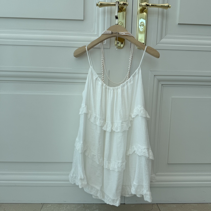 VICTORIA QUEEN韓國直郵㊣女裝新品時尚休閑熱賣真品吊帶背心VICTORIA QUEEN吊帶/背心