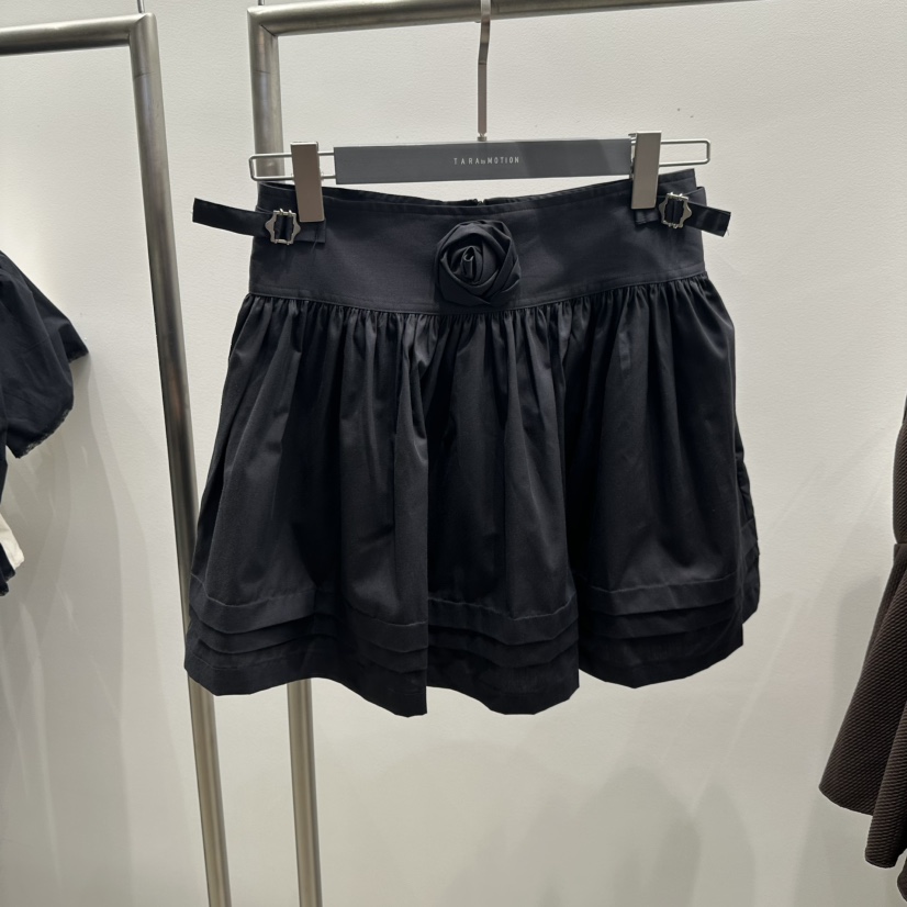 TARABY MOTION東大門㊣實拍女士新款熱賣25春夏職業短裙花朵TARABY MOTION短裙圖色2