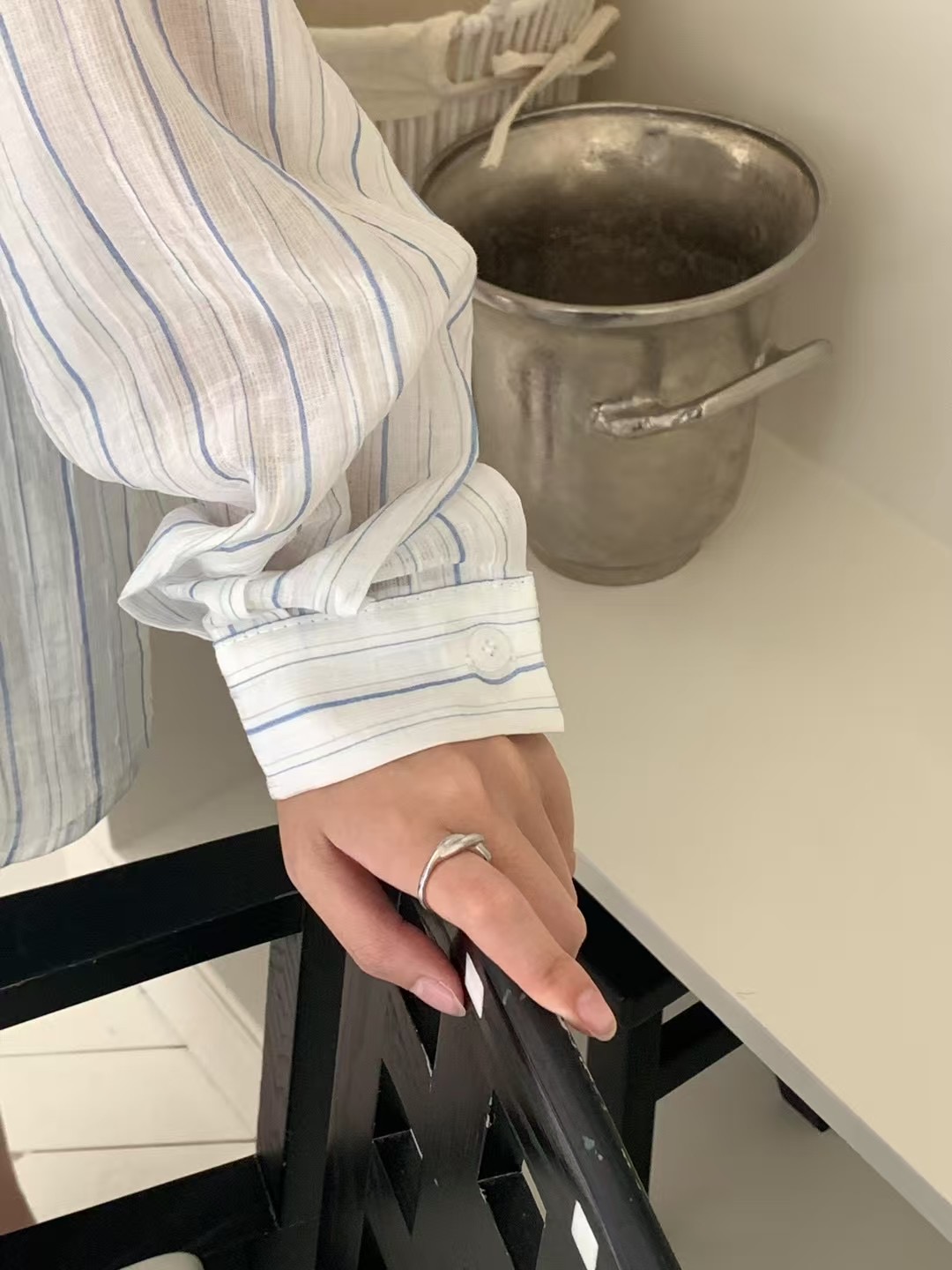 O SENSE-오센스-T韓國代購㊣女裝新品推薦襯衫蕾絲衫含腰繩O SENSE襯衫/蕾絲衫