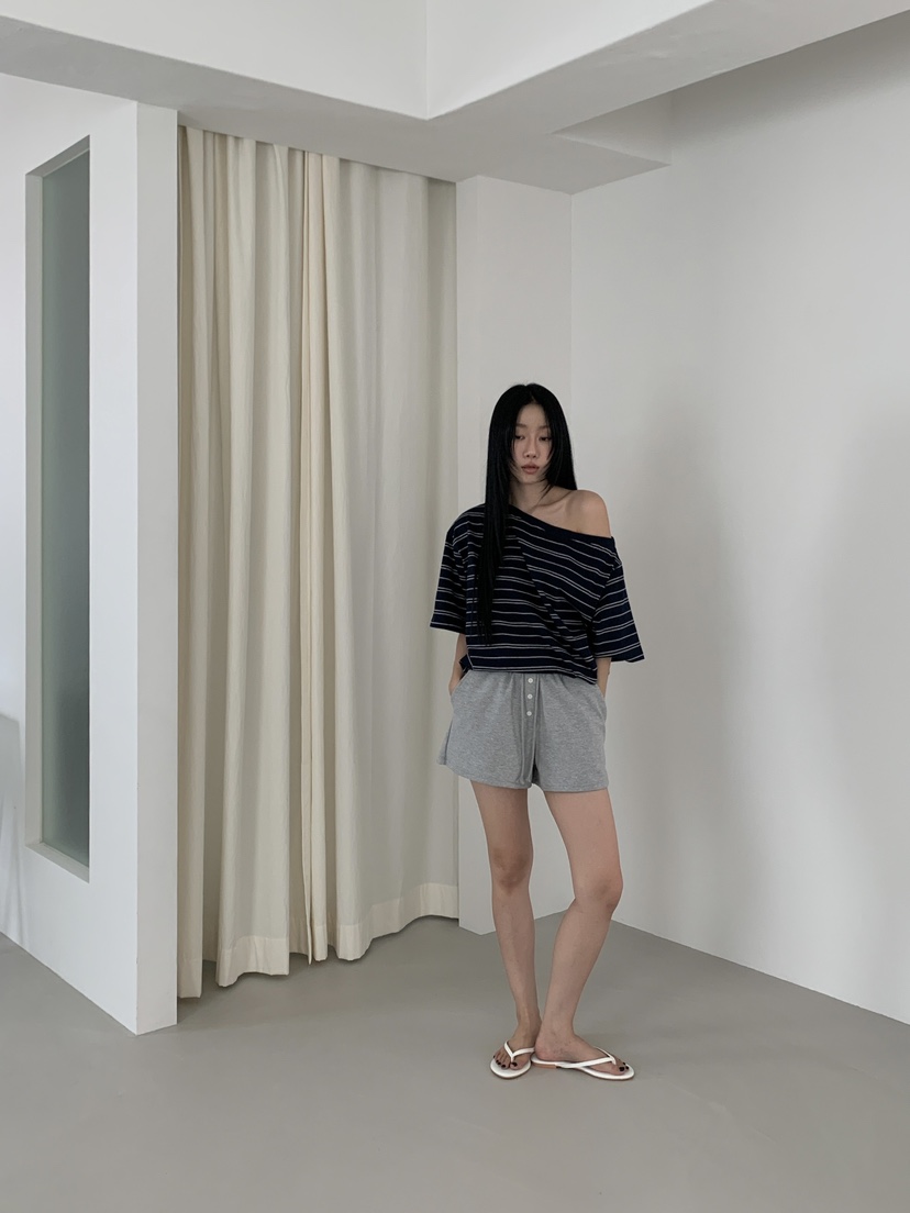 LOVE MOMENT韓國代購㊣女士新品職業休閑25春夏推薦熱賣短褲LOVE MOMENT短褲