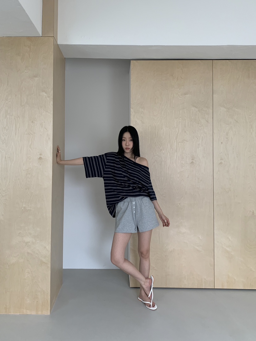 LOVE MOMENT韓國代購㊣女士新品職業休閑25春夏推薦熱賣短褲LOVE MOMENT短褲
