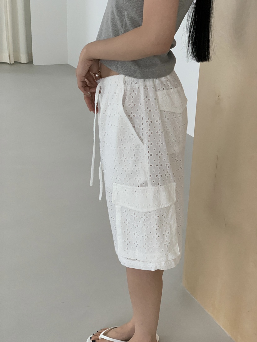 LOVE MOMENT韓國直郵㊣女裝新款推薦時尚真品熱賣短褲蕾絲LOVE MOMENT短褲