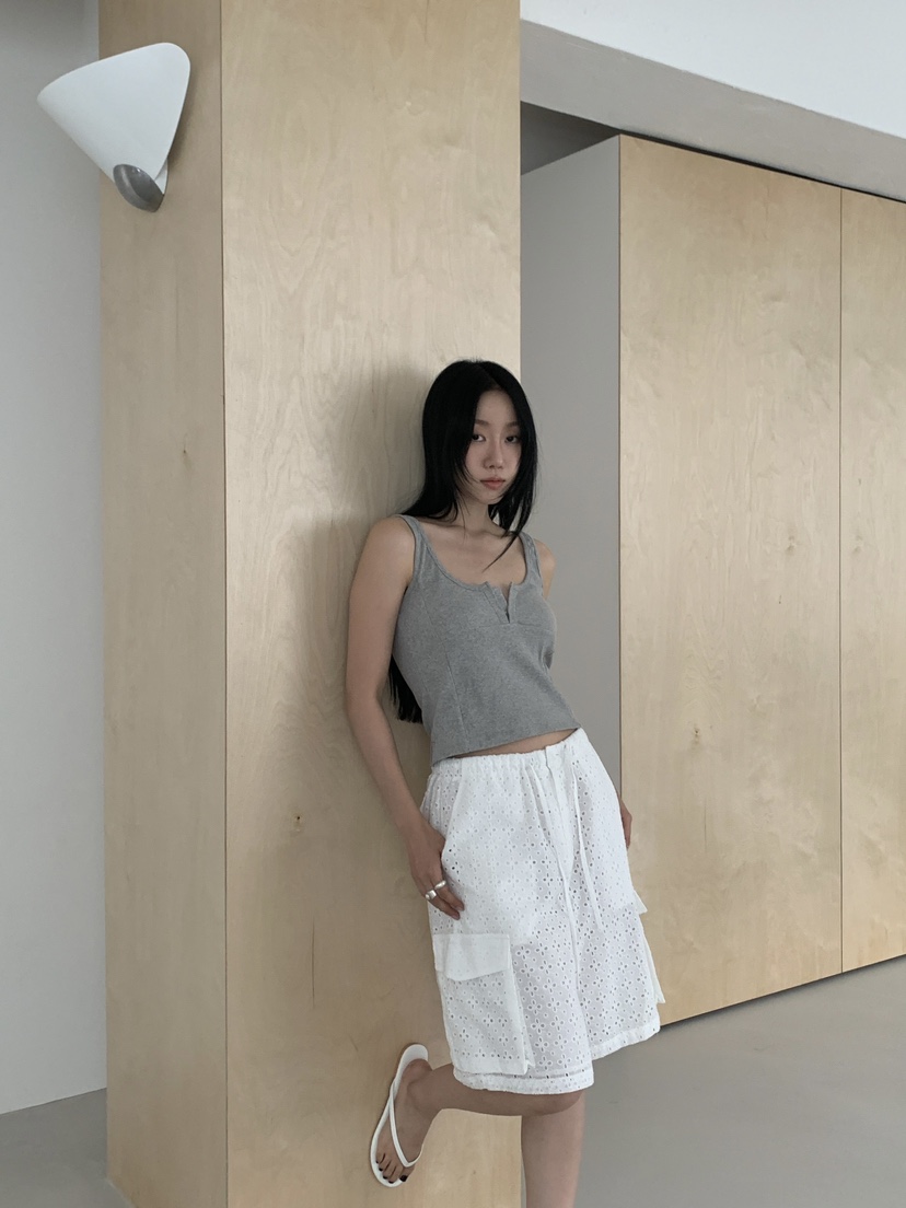 LOVE MOMENT韓國直郵㊣女裝新款推薦時尚真品熱賣短褲蕾絲LOVE MOMENT短褲