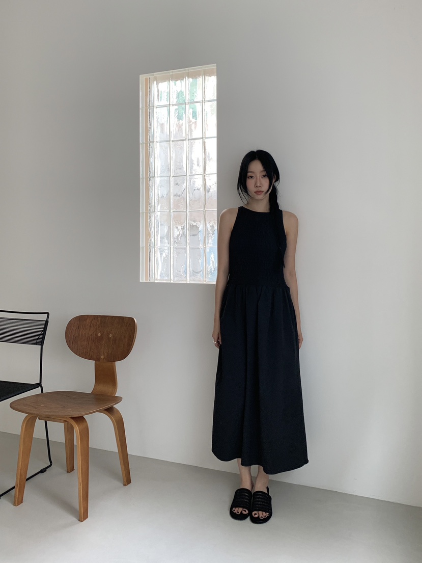 LOVE MOMENT東大門㊣直郵女裝新款推薦人氣25春夏連衣裙長款LOVE MOMENT連衣裙