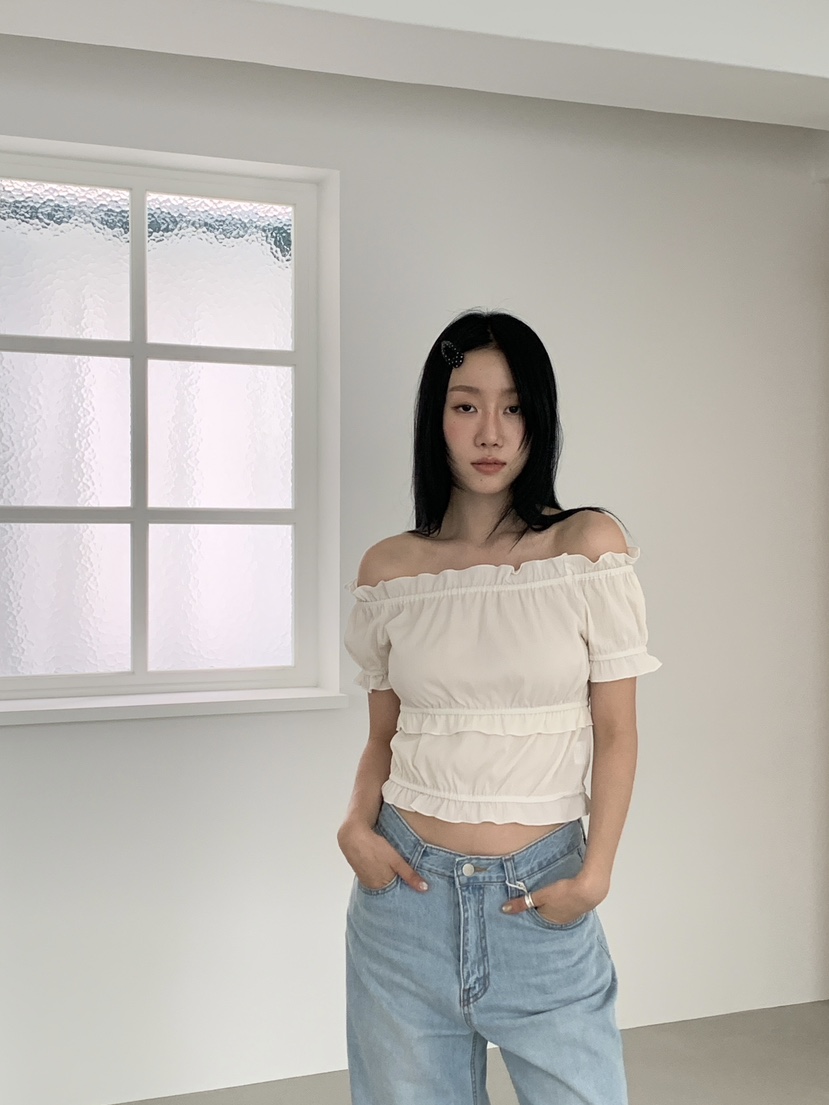LOVE MOMENT韓國代購㊣女士新款休閑25春夏襯衫蕾絲衫荷葉邊LOVE MOMENT襯衫/蕾絲衫