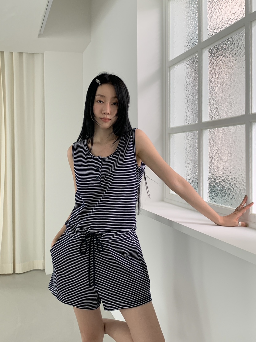 LOVE MOMENT東大門㊣實拍女士新款熱賣真品人氣休閑連體褲LOVE MOMENT連體褲