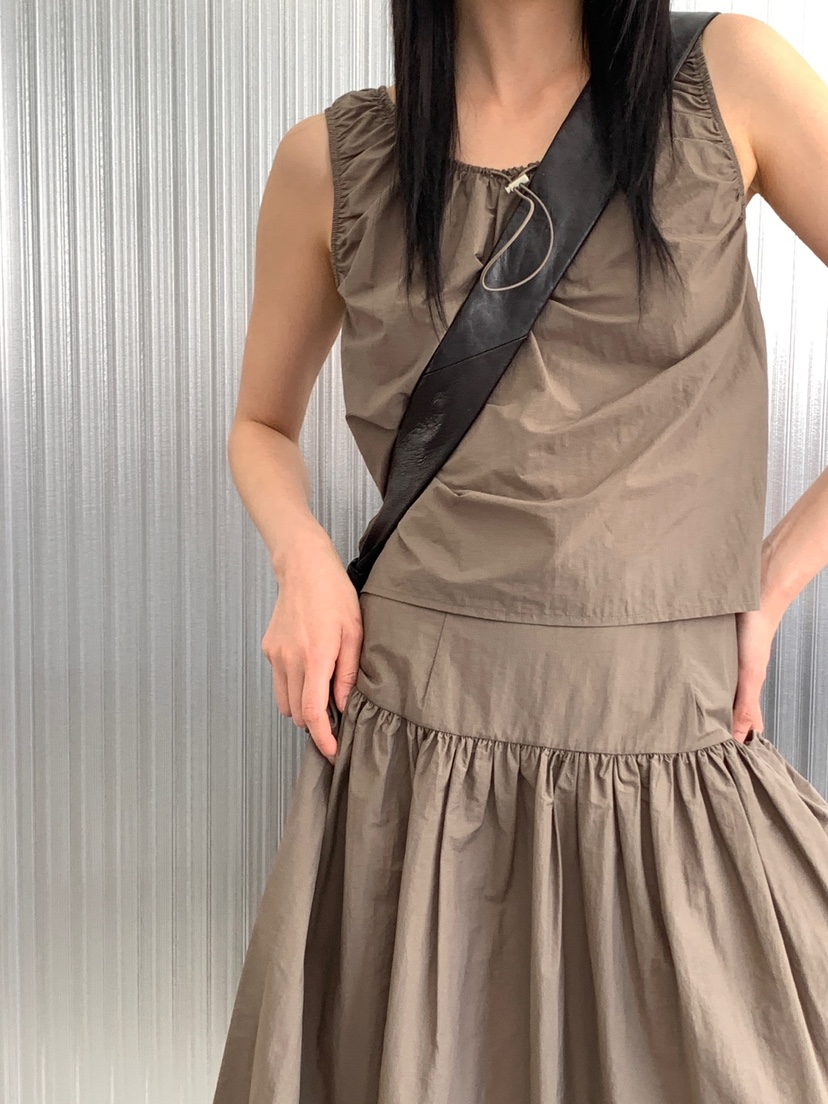FAVE/FAVOURITE東大門㊣實拍女士新款休閑職業推薦吊帶背心FAVOURITE吊帶/背心