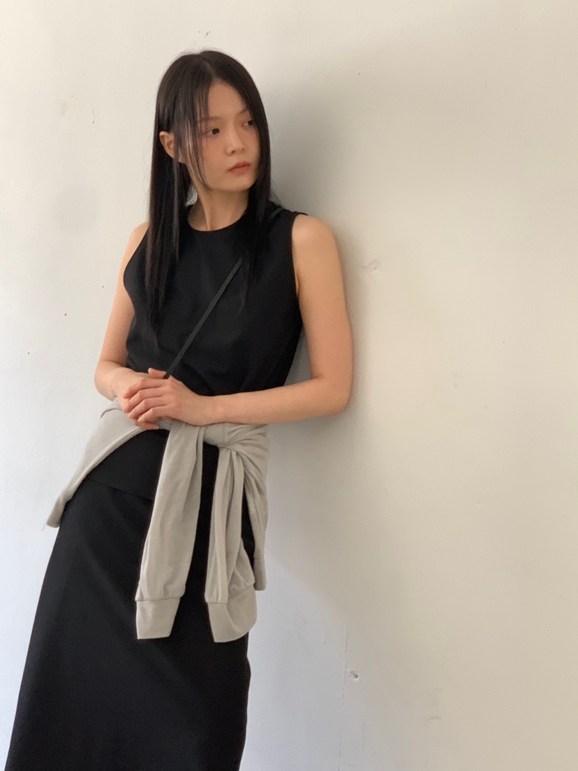 FAVE/FAVOURITE韓國代購㊣女裝新品真品時尚推薦人氣吊帶背心FAVOURITE吊帶/背心