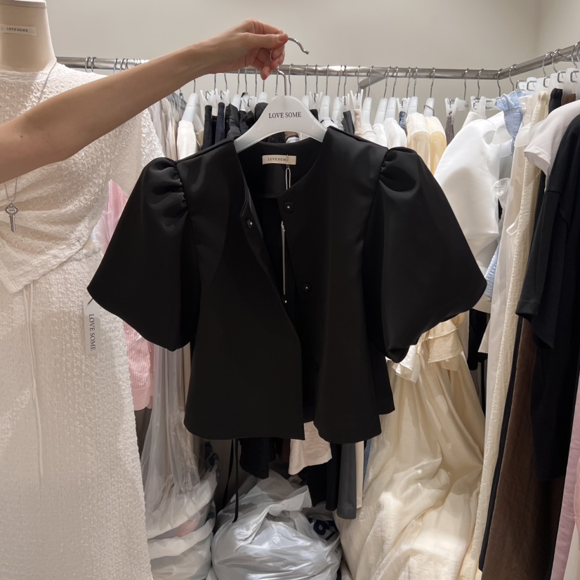 LOVE SOME東大門㊣實拍女士新品真品時尚25春夏夾克泡泡袖緞面LOVE SOME夾克圖色2