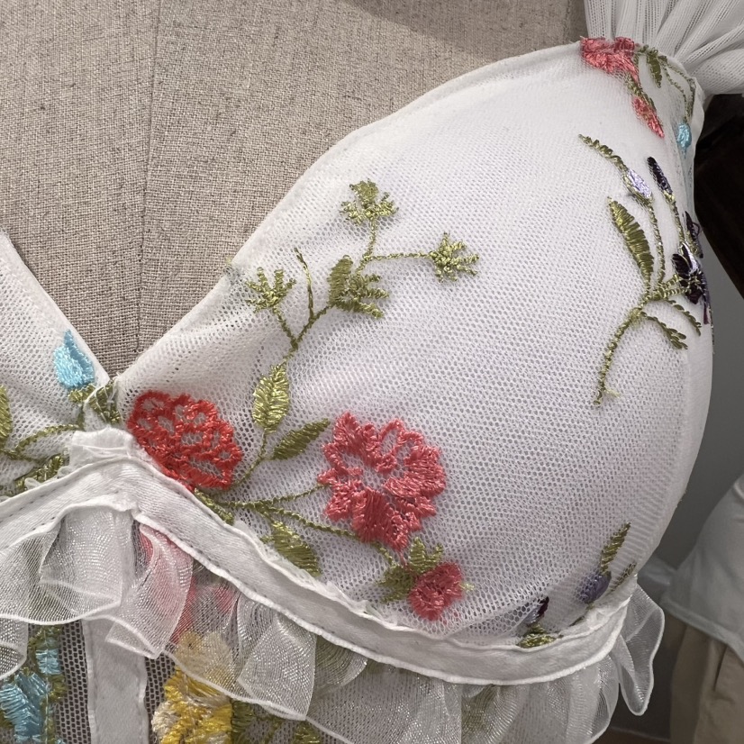 LOVE PULL東大門㊣直郵女裝新款真品休閑吊帶背心刺繡緊身LOVE PULL吊帶/背心