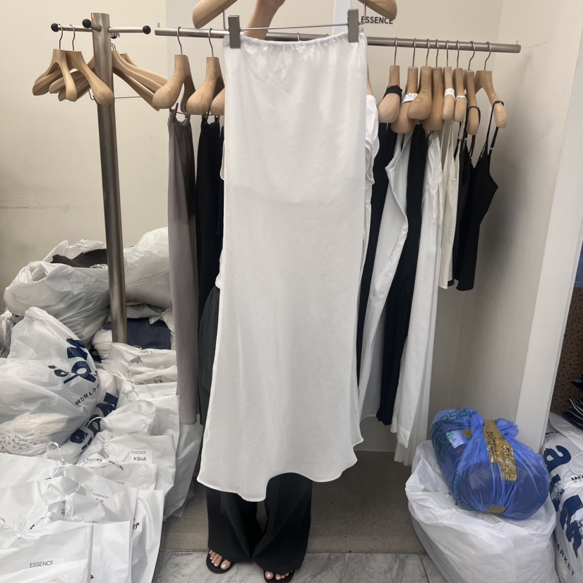 ESSENCE韓國直郵㊣女士新品職業熱賣時尚人氣25春夏半身裙中短裙ESSENCE半身裙/中短裙圖色2