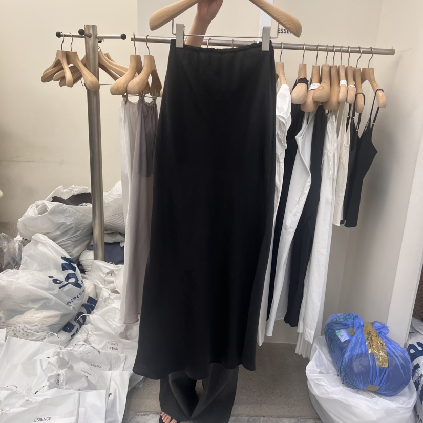 ESSENCE韓國直郵㊣女士新品職業熱賣時尚人氣25春夏半身裙中短裙ESSENCE半身裙/中短裙圖色3