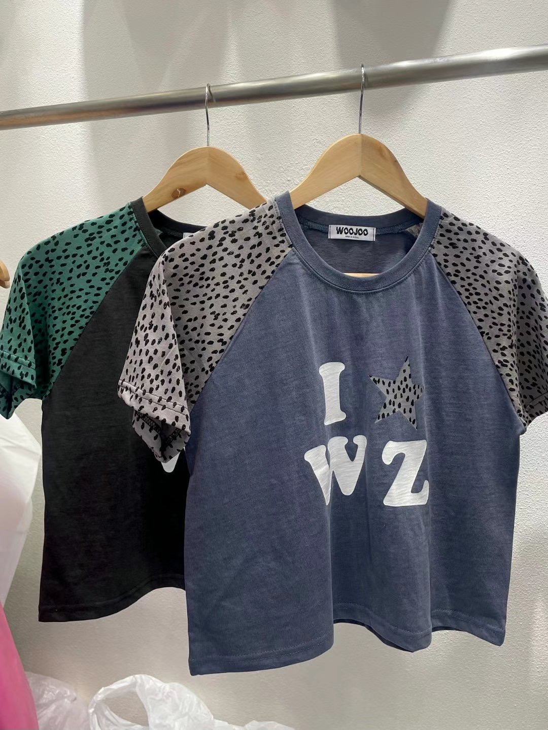 WOOJOO東大門㊣實拍女裝新品職業熱賣時尚推薦人氣25春夏T恤WOOJOOT恤圖色1左一色