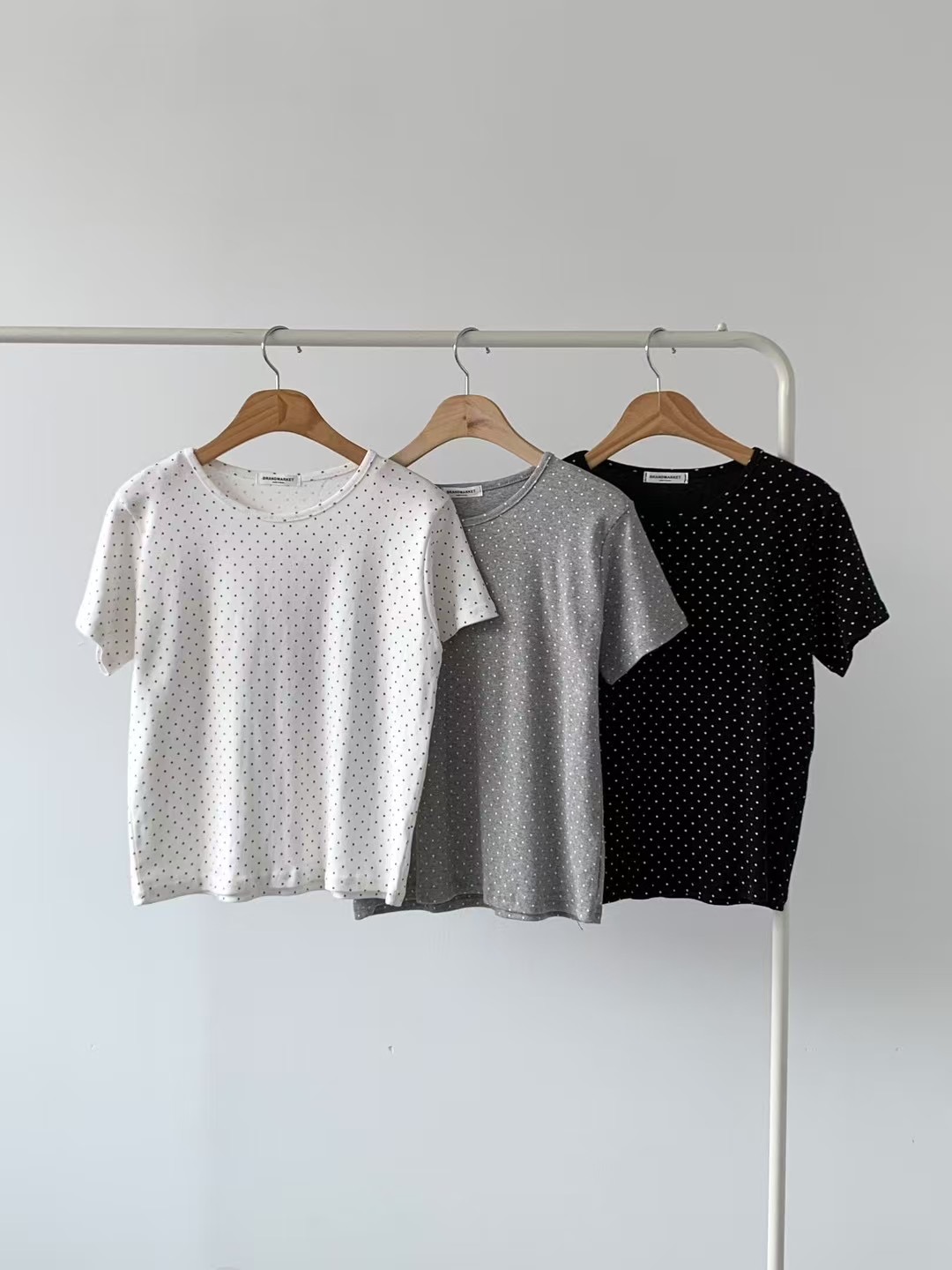 BRAND MARKET-브랜드마켓-T東大門㊣實拍女裝新品時尚T恤BRAND MARKET-OTT恤圖色3左三色