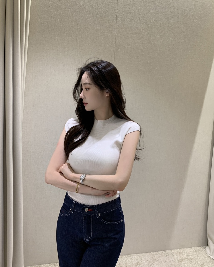 MAYBE&CO東大門㊣代購女裝新品推薦時尚職業熱賣針織衫MAYBE&CO針織衫