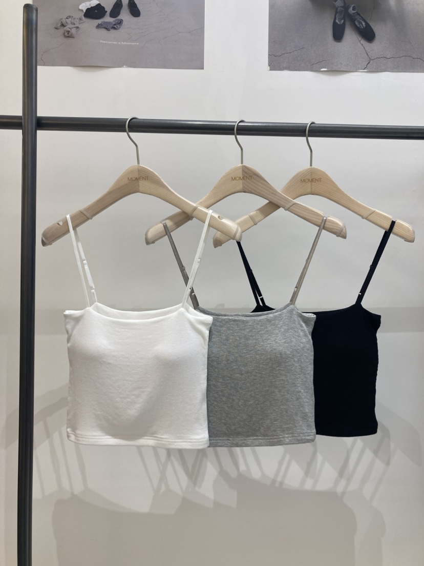 MOMENT東大門㊣實拍女裝新品時尚職業推薦真品熱賣吊帶背心MOMENT/RECOVER吊帶/背心