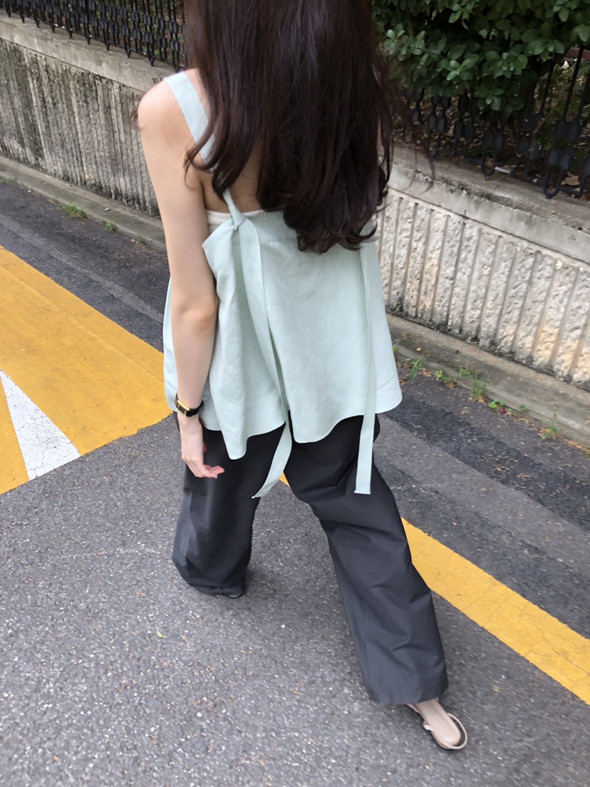 ERUME東大門㊣代購女裝新品時尚真品人氣職業休閑推薦吊帶背心ERUME吊帶/背心